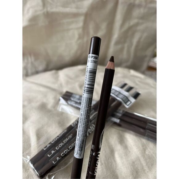 L.A. Colors Chestnut Eyebrow Pencil with Brush -three - Picture 1 of 5